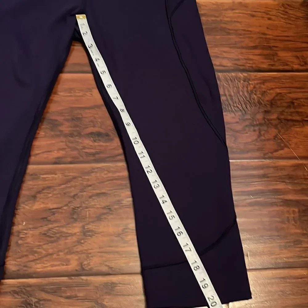 Lululemon Purple Crop Athletic Leggings